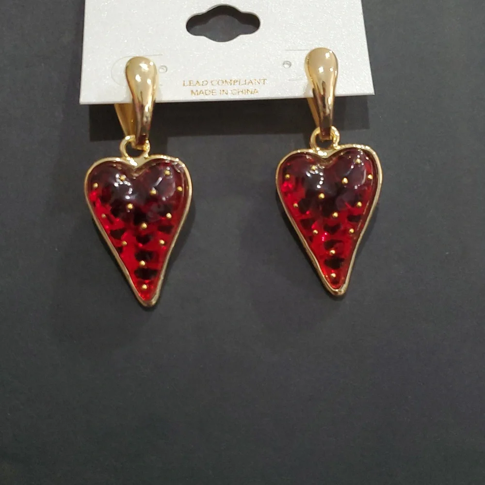 Natasha couture‎ red strawberry heart shaped gold plated dangling earrings new